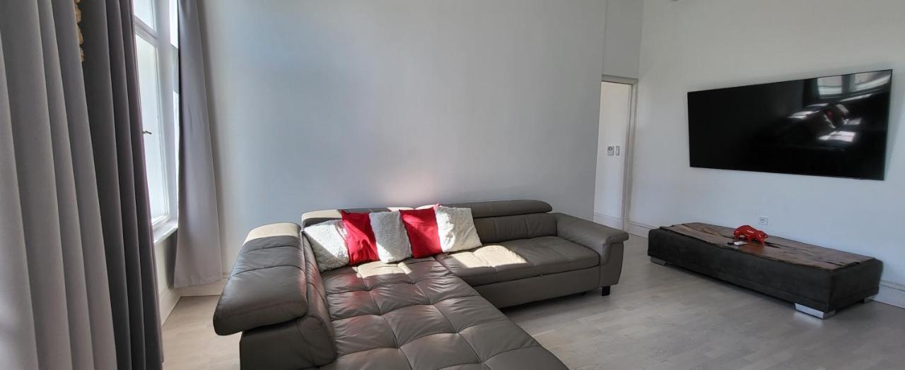 Tower Szeged Belvarosi Exkluziv Panoramas Apartman - Free Parking Exterior foto